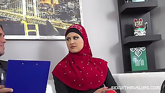 Muslimah Milf Gives Lawyer A Handjob And Blowjob