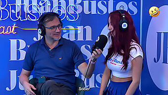 Si Rambut Merah Menggoda Nicolane Escobar Pertama Kali Dengan Kekasih Mengerikan Di Podcast Juan Bustos